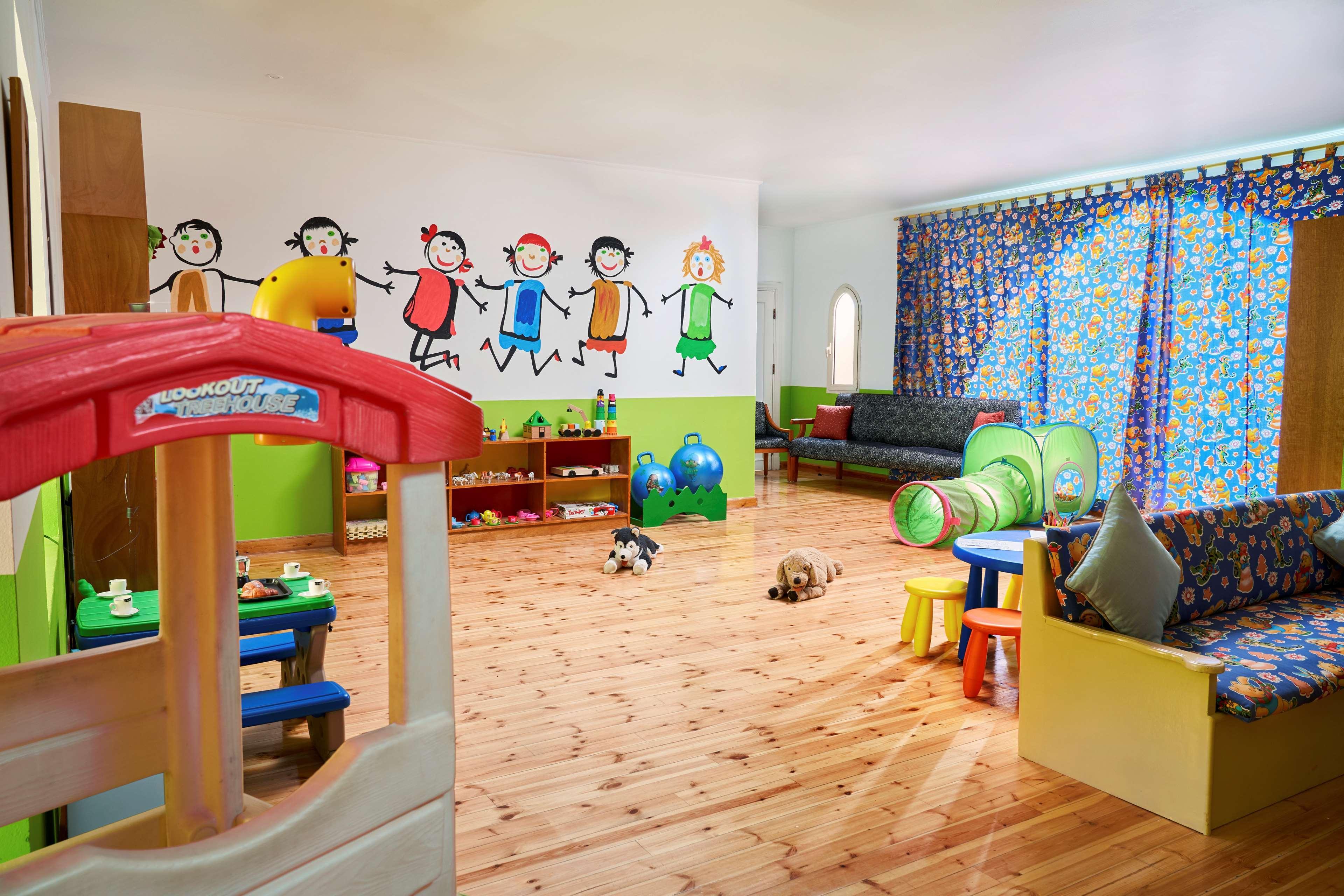 Kempinski Hotel Soma Bay Esterno foto A nursery in Germany