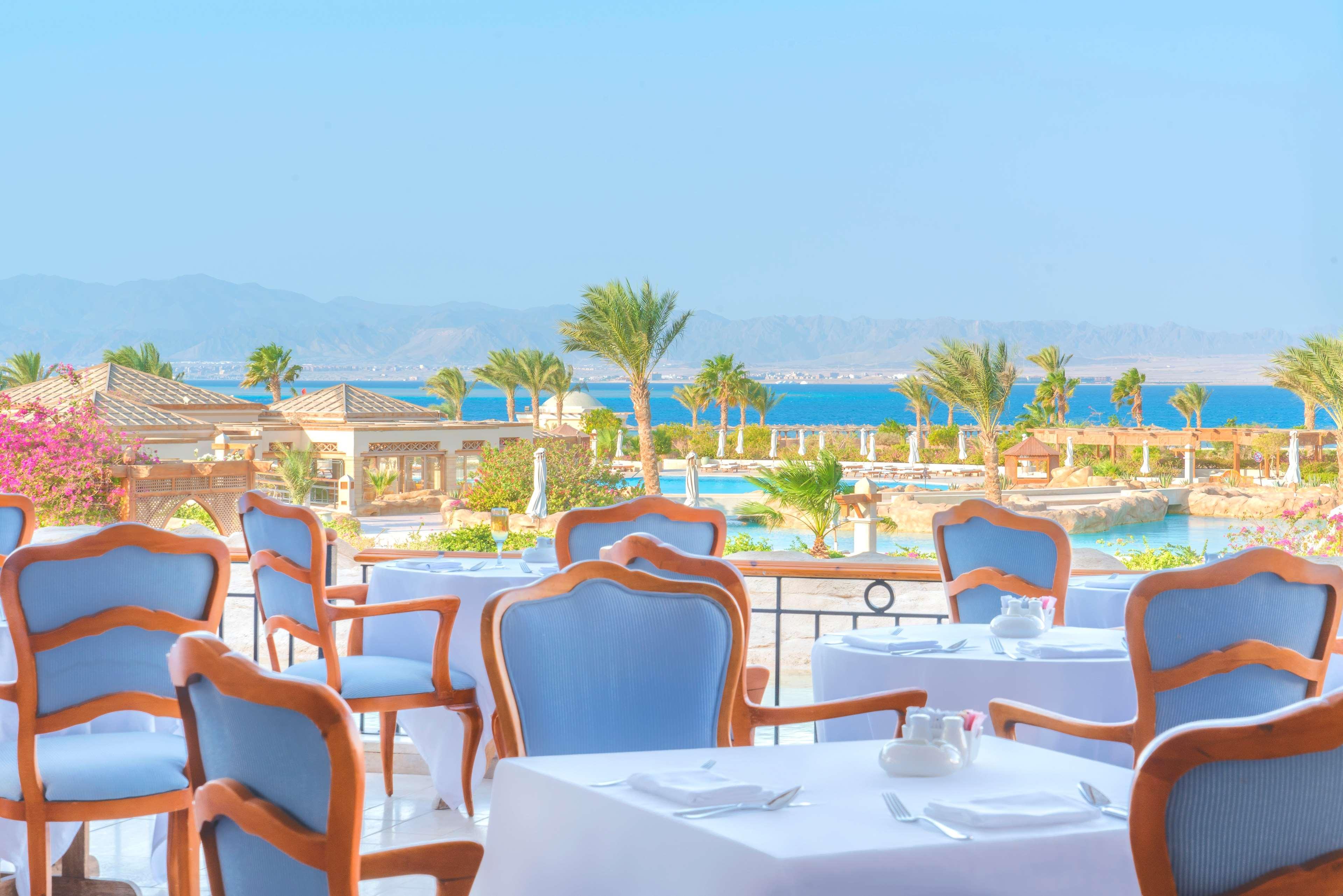 Kempinski Hotel Soma Bay Esterno foto The resort's restaurant